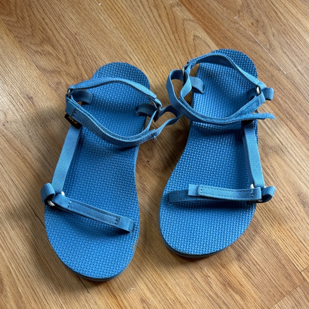 Teva Women's Aqua Strappy Sandals
